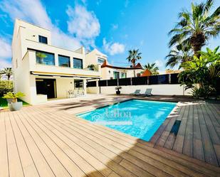 Exterior view of House or chalet to rent in Alicante / Alacant  with Heating, Private garden and Terrace