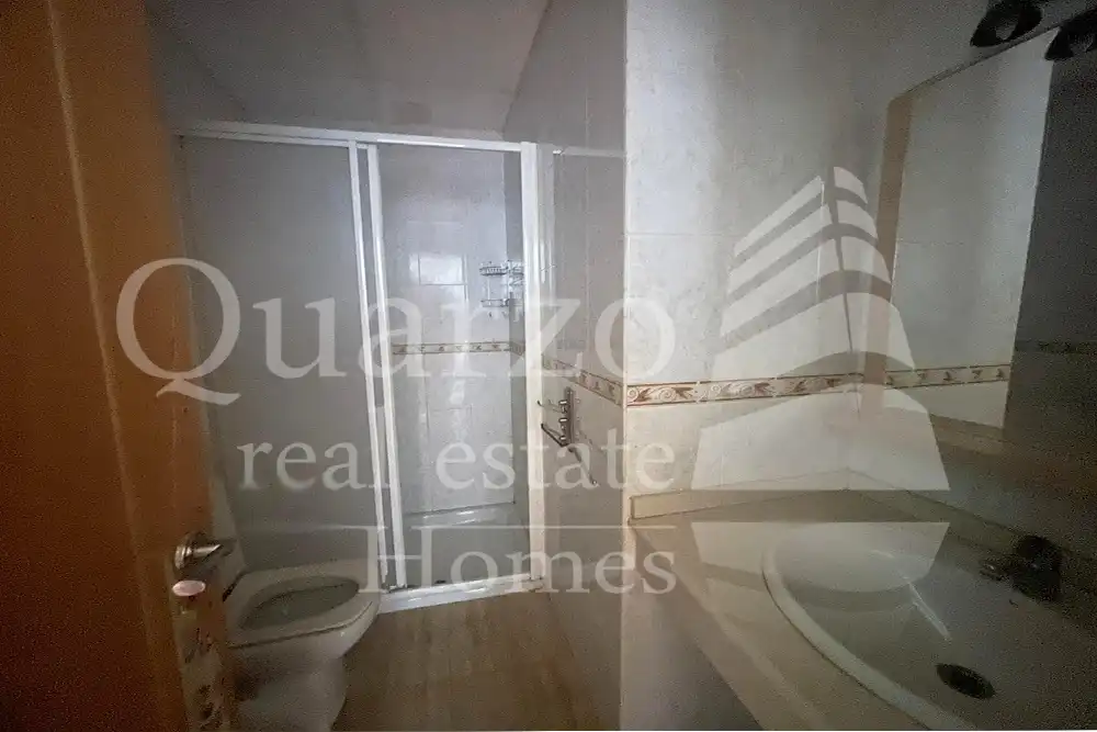 Bathroom of Flat for sale in Almagro