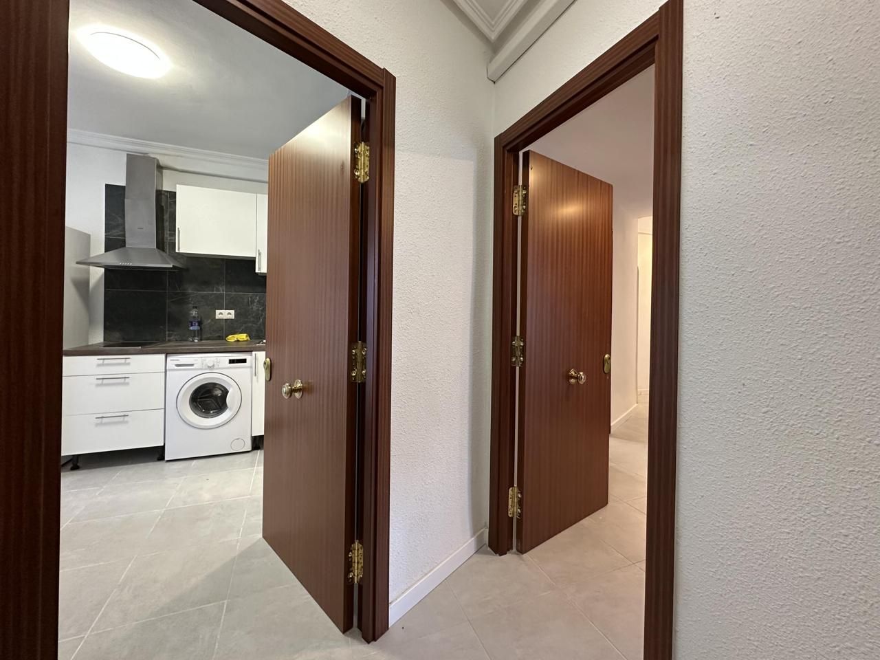 Flat for sale in Alicante / Alacant  with Air Conditioner and Furnished