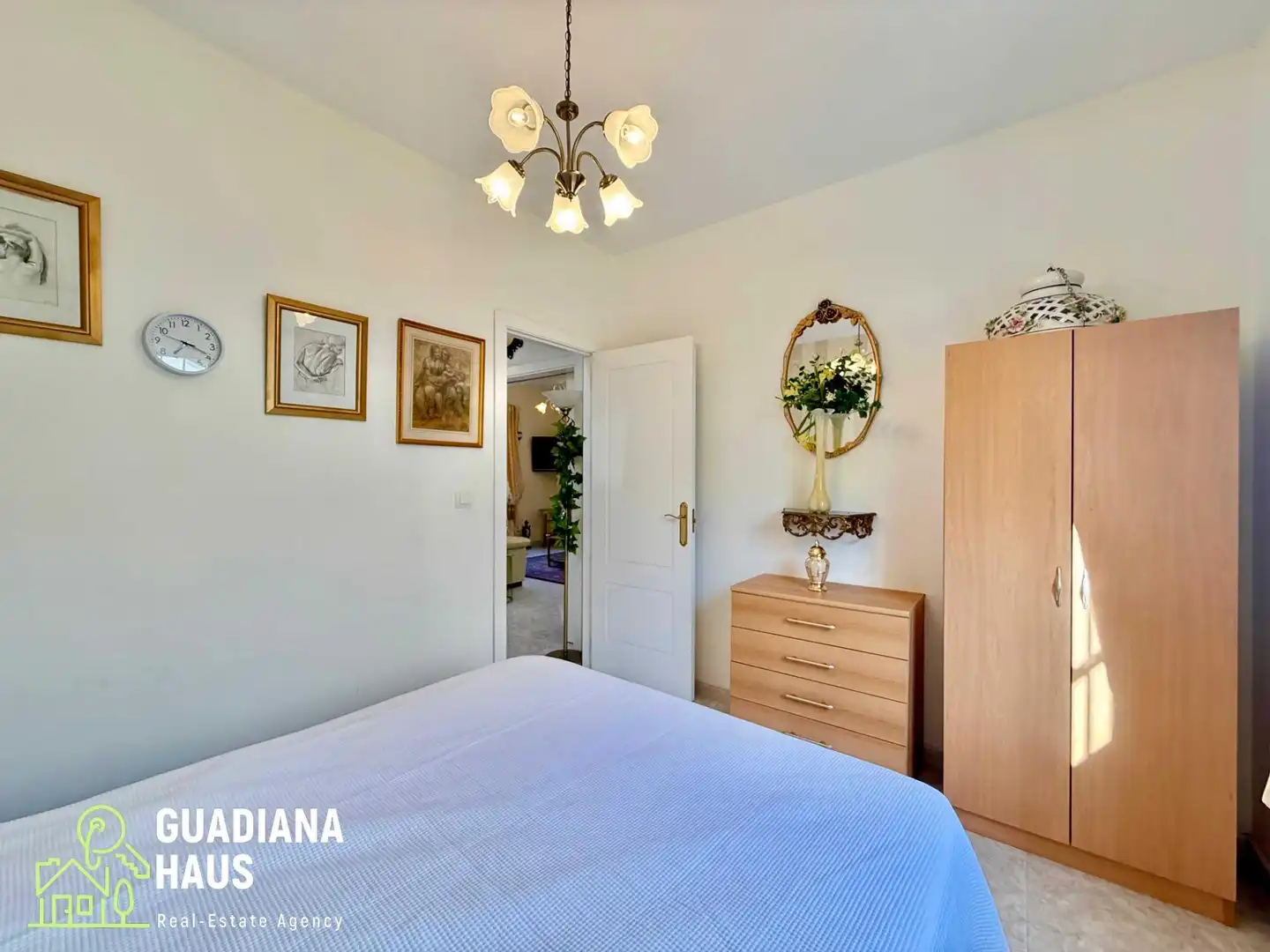Habitación de Casa o chalet en venta en Villablanca con Terraza, Trastero y Piscina comunitaria