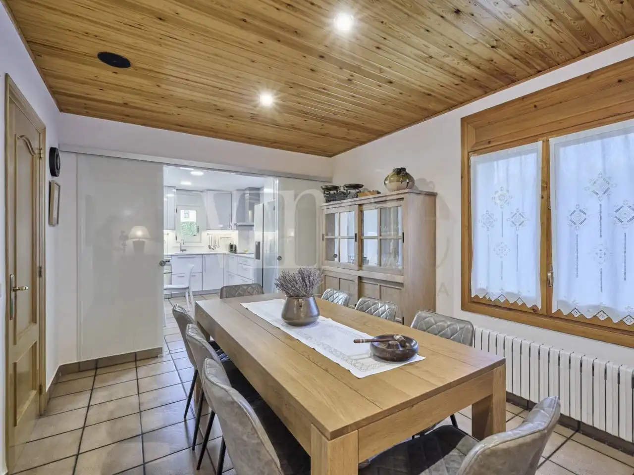 Comedor de Casa o chalet en venta en Puigcerdà con Calefacción, Jardín privado y Parquet