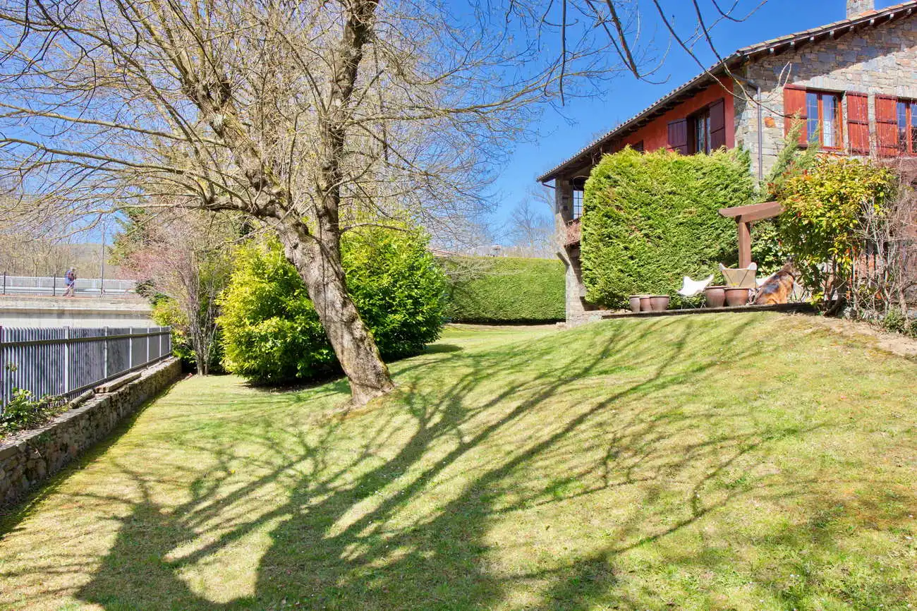 Jardín de Casa o chalet en venta en Camprodon con Calefacción, Jardín privado y Parquet