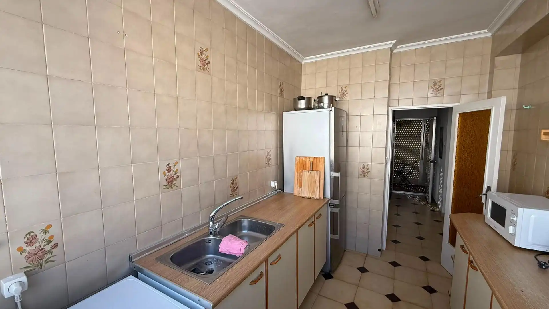 Wohnung zur Miete in Calle TAMBRE, El Plantinar – Avda. La Paz - El Juncal