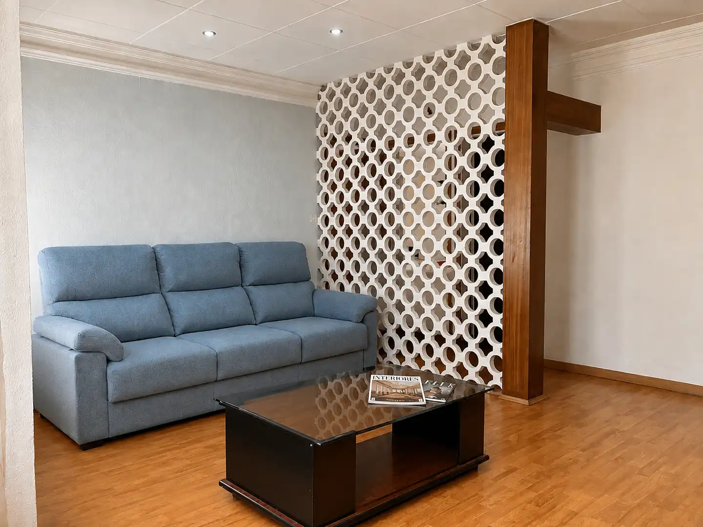 Piso con terraza en venta en Carretera d'Olot, imagen 8