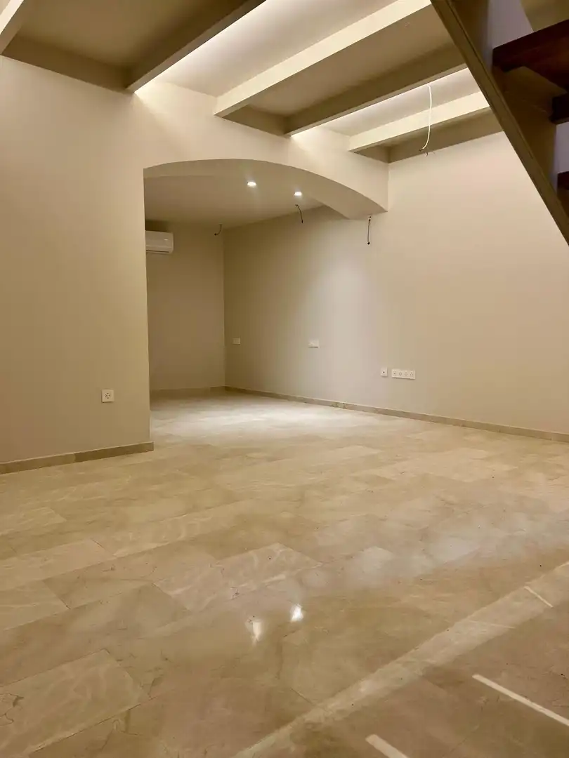 Dúplex de alquiler en Granada con Aire acondicionado y Alarma