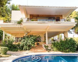 Vista exterior de Casa o xalet en venda en Calvià amb Aire condicionat i Traster