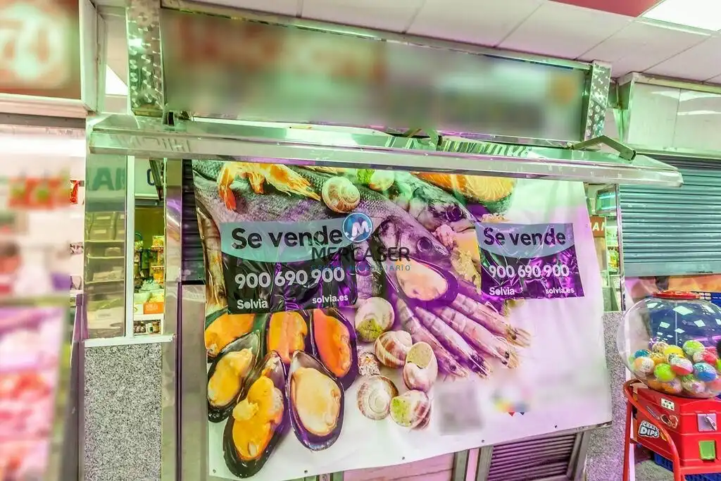 Local comercial en venda a Reyes Católicos, imagen 2