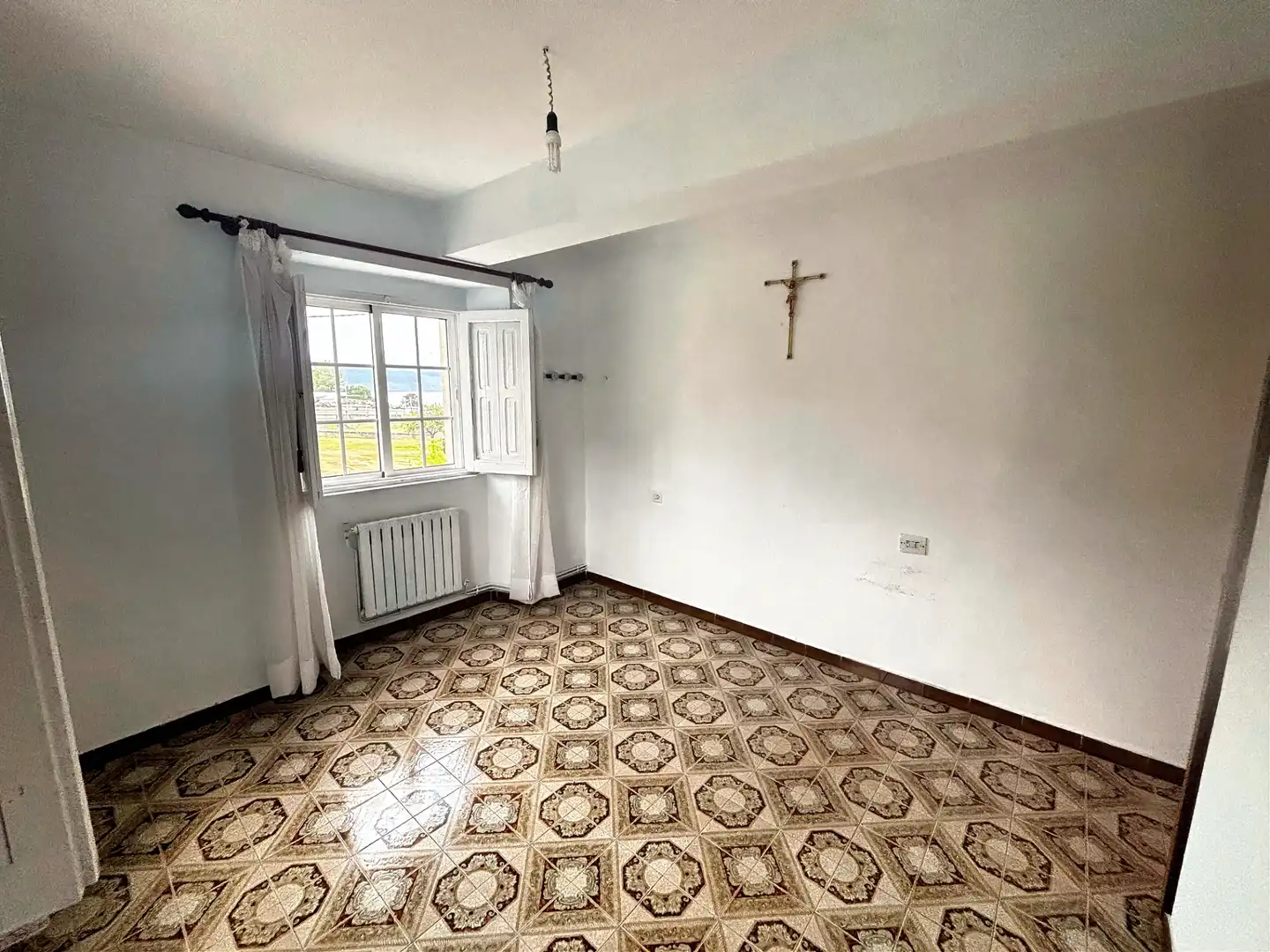 Schlafzimmer von Haus oder Chalet zum Verkauf in Viveiro mit Heizung, Privatgarten und Abstellraum