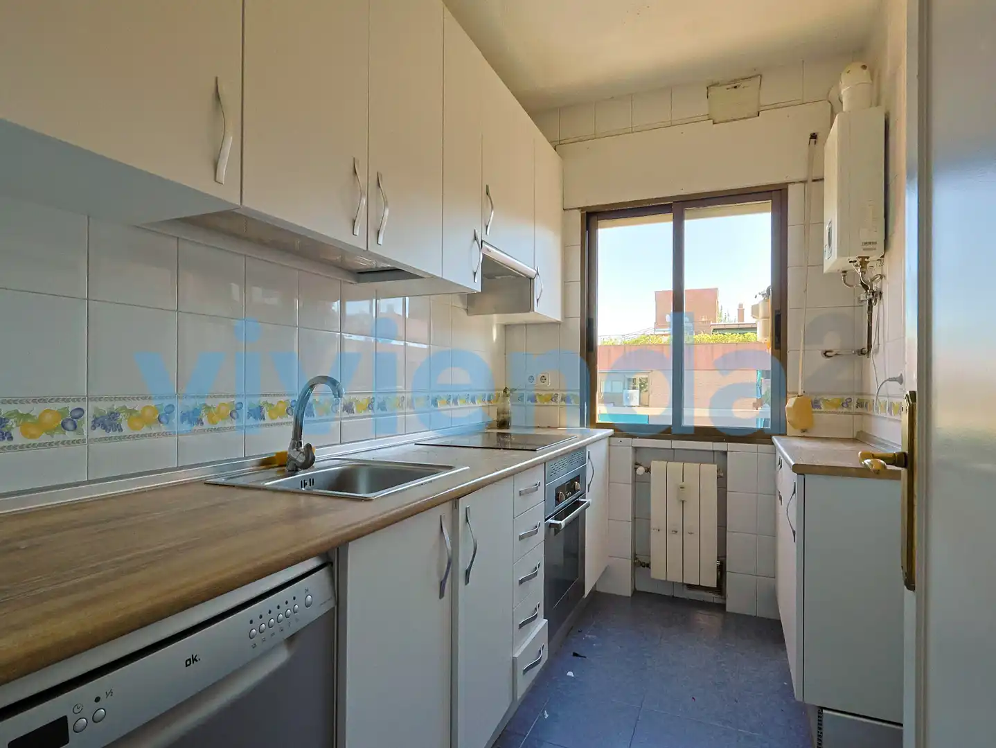 Flat with terrace for sale in Fernandez Caro, imagen 19