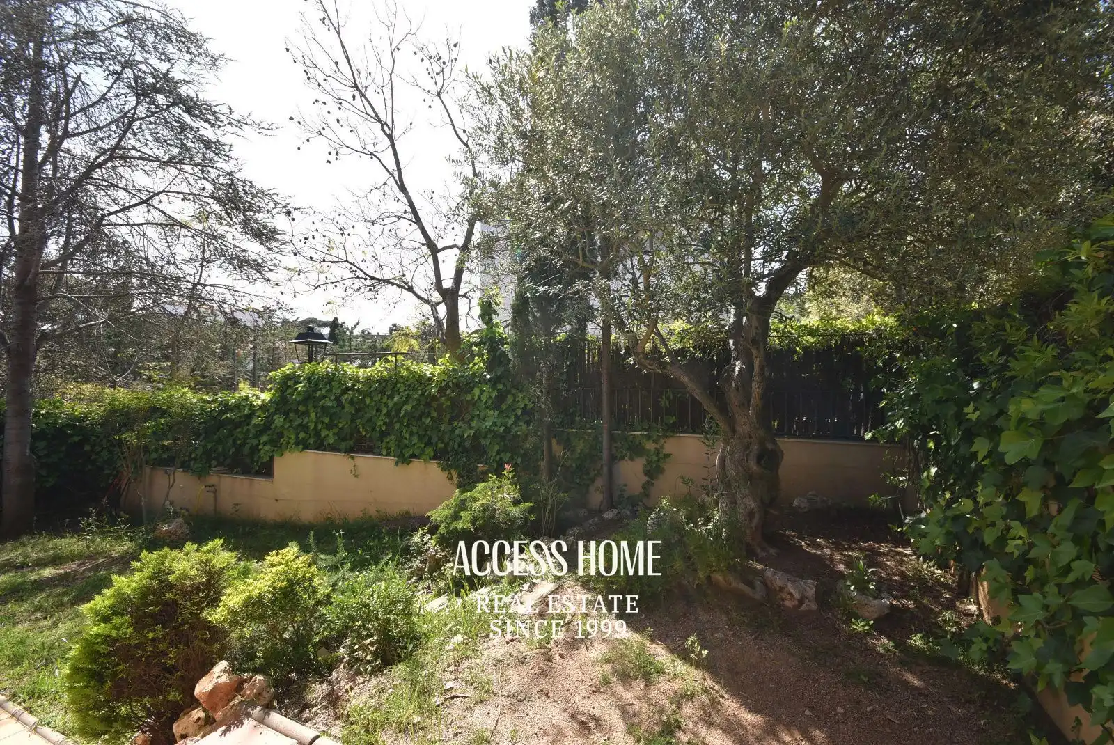 Jardí de Casa o xalet en venda en Sant Vicenç de Montalt amb Aire condicionat, Calefacció i Terrassa