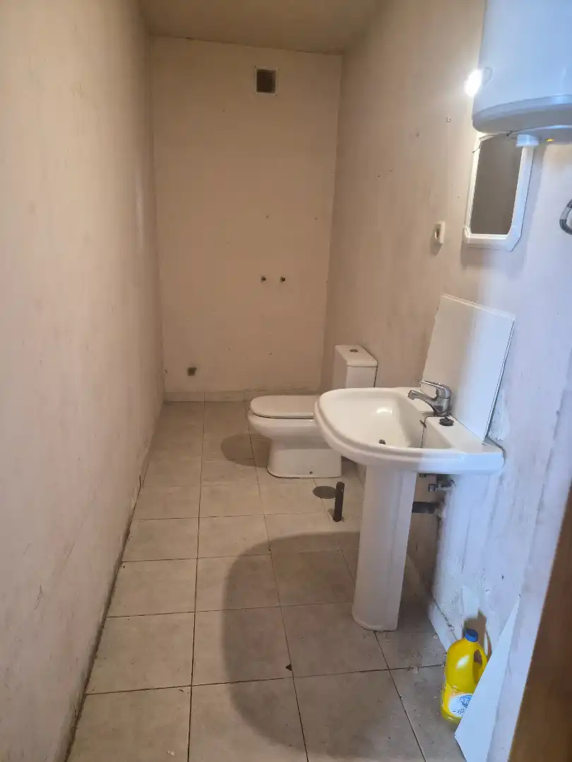 Badezimmer von Geschaftsraum zur Miete in Torrejón de Velasco