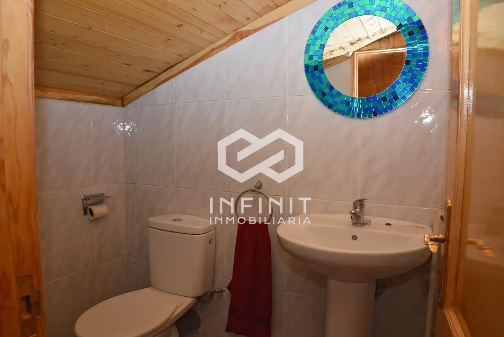 Bathroom of Houses for sale in Peñalver  with Private garden and Balcony