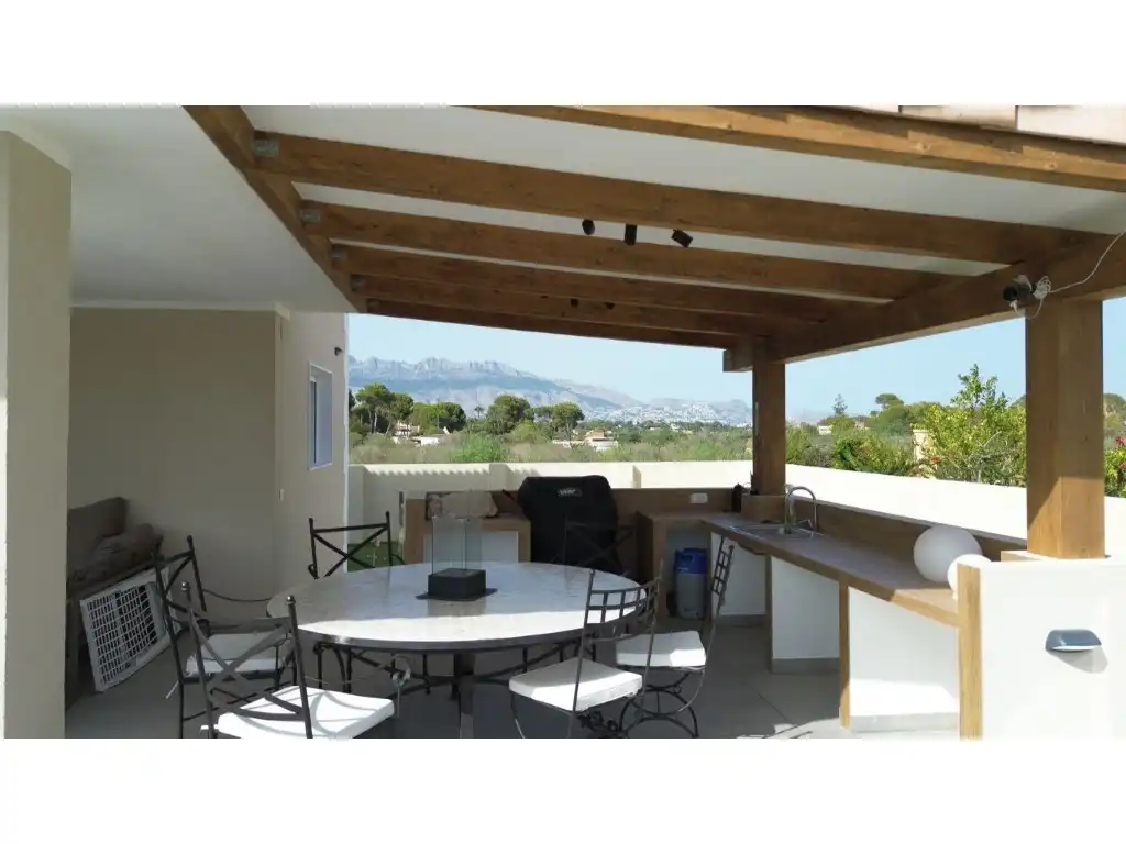 Terrassa de Casa o xalet en venda en L'Alfàs del Pi amb Aire condicionat, Terrassa i Piscina