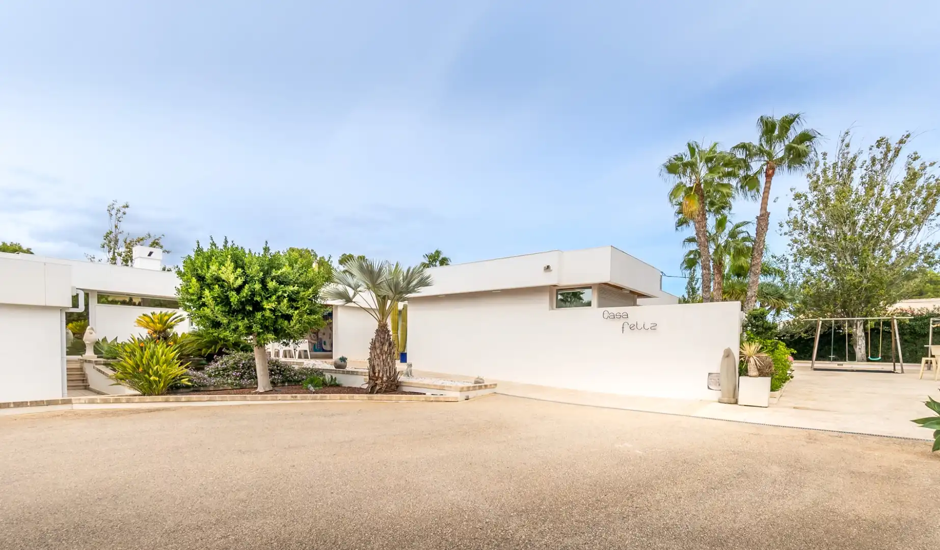 Vista exterior de Casa o chalet en venta en L'Alfàs del Pi con Terraza y Piscina