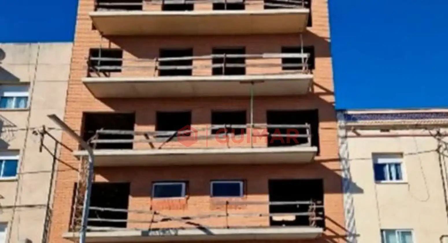 Vista exterior de Edificio en venta en Gavà