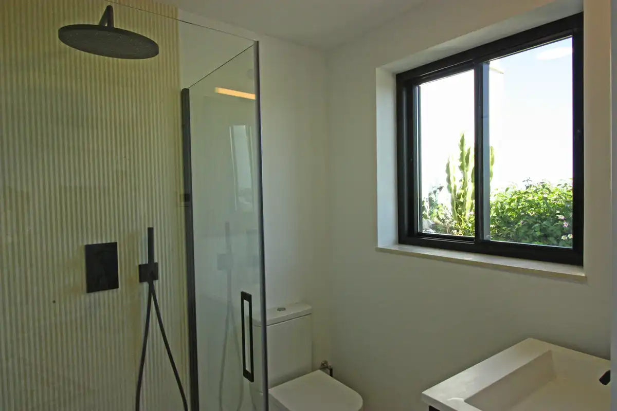 Baño de Casa o chalet en venta en Benalmádena con Aire acondicionado, Calefacción y Jardín privado