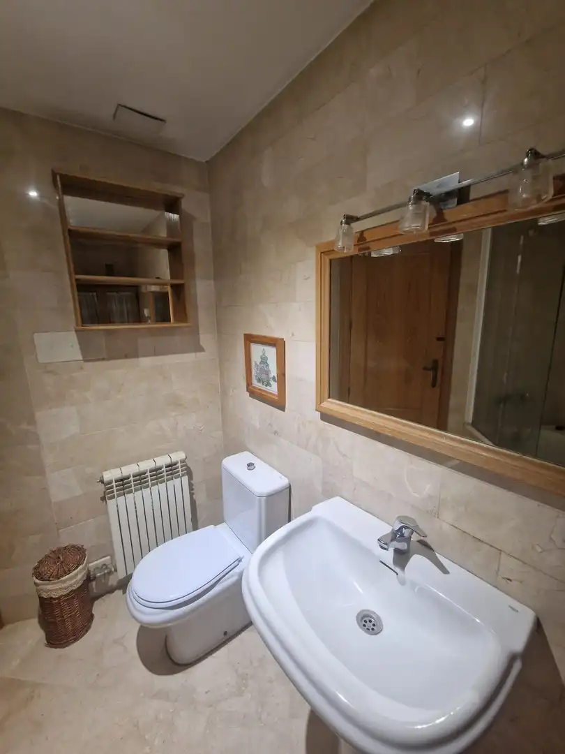 Baño de Piso en venta en Monzón con Aire acondicionado, Calefacción y Terraza