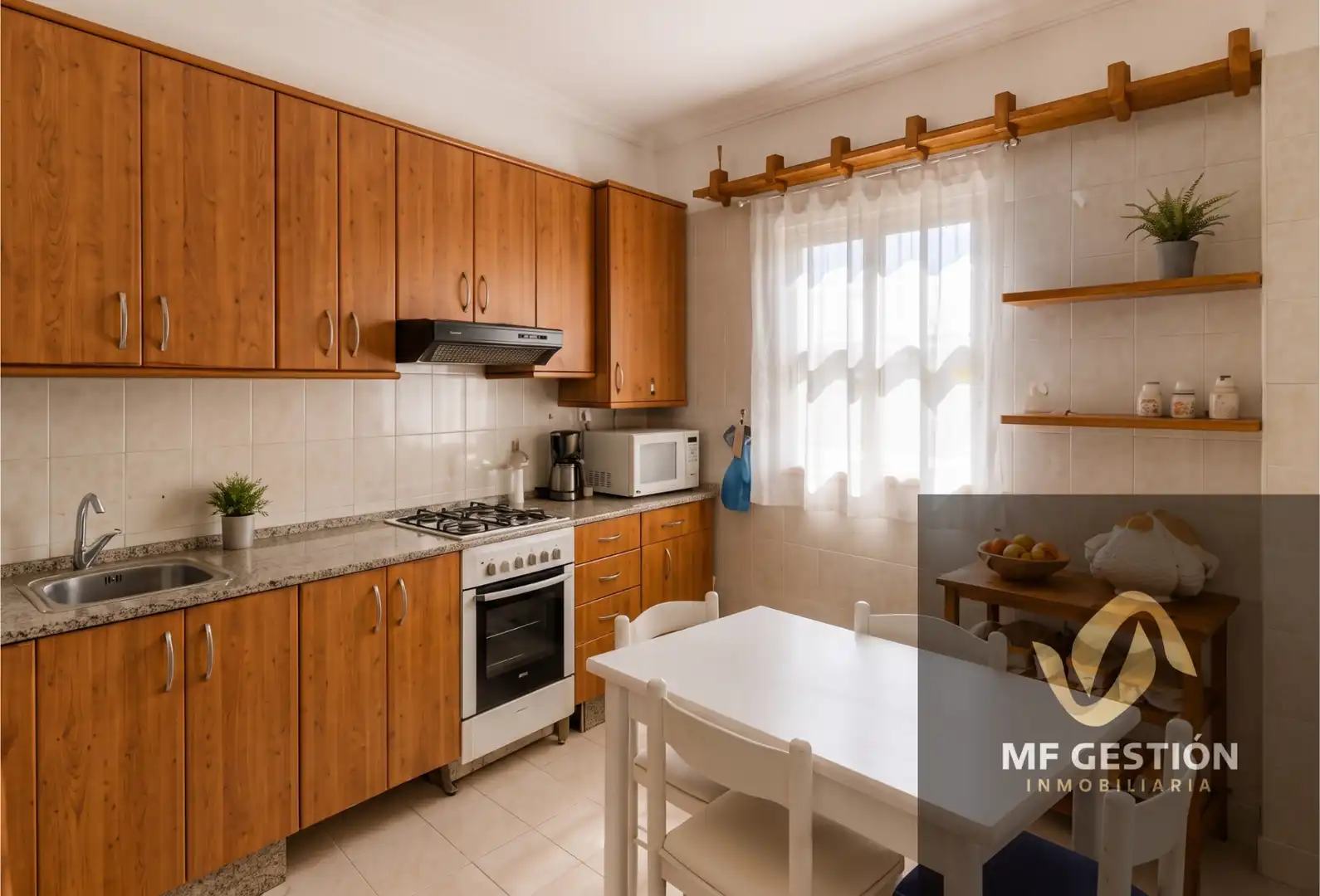 Cocina de Piso en venta en Vigo  con Parquet, Amueblado y Horno