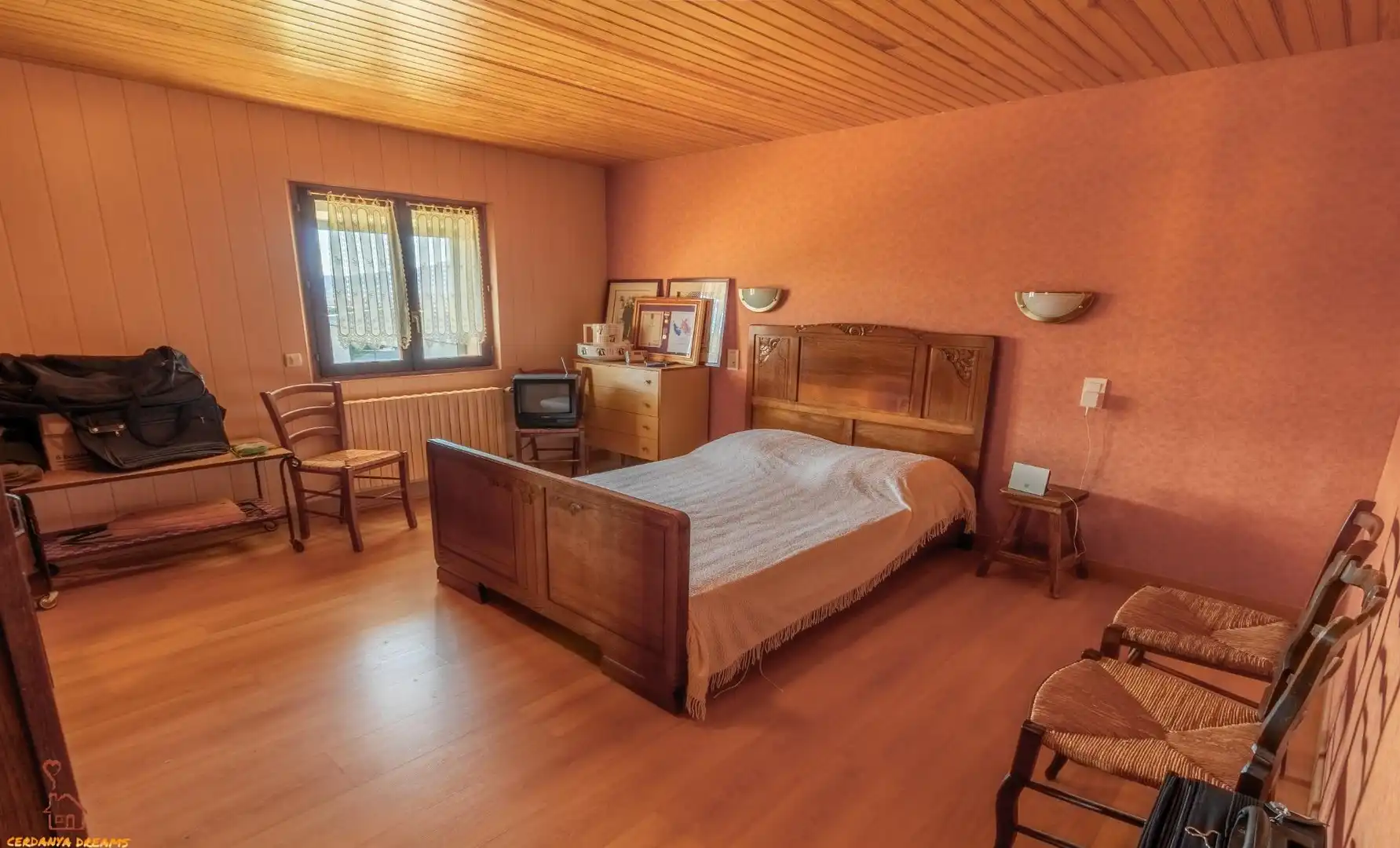 Bedroom of Houses for sale in Osséja  with Heating, Private garden and Parquet flooring