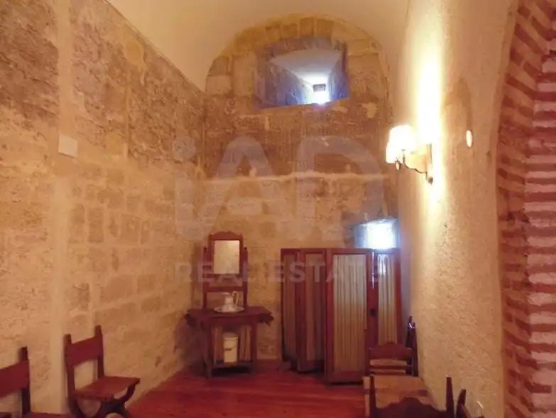 Buildings for sale in Torrijos