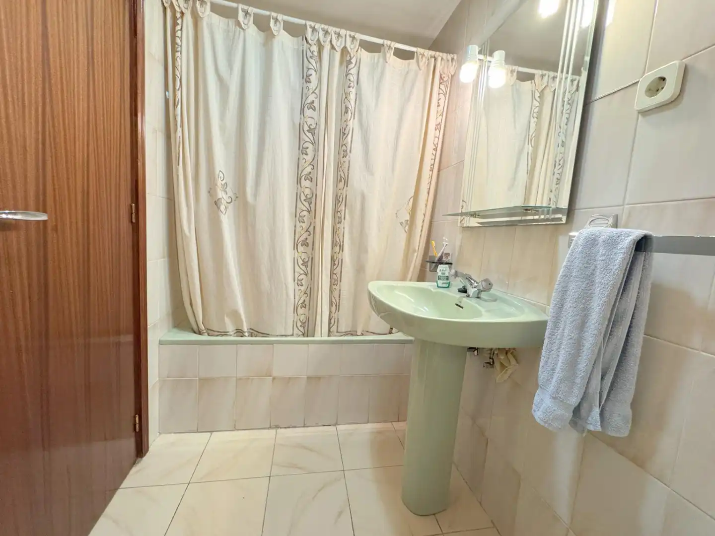 Baño de Casa o chalet en venta en Candeleda con Aire acondicionado, Calefacción y Terraza