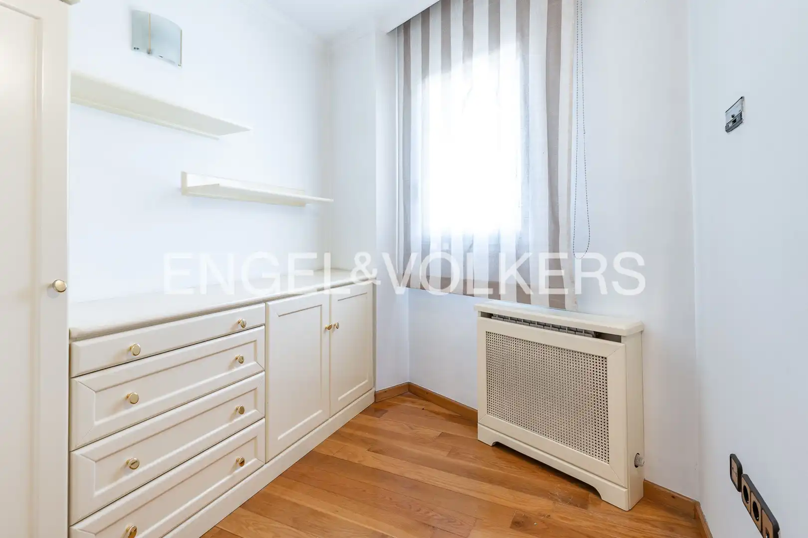 Habitación de Piso en venta en Barcelona con Aire acondicionado, Calefacción y Terraza
