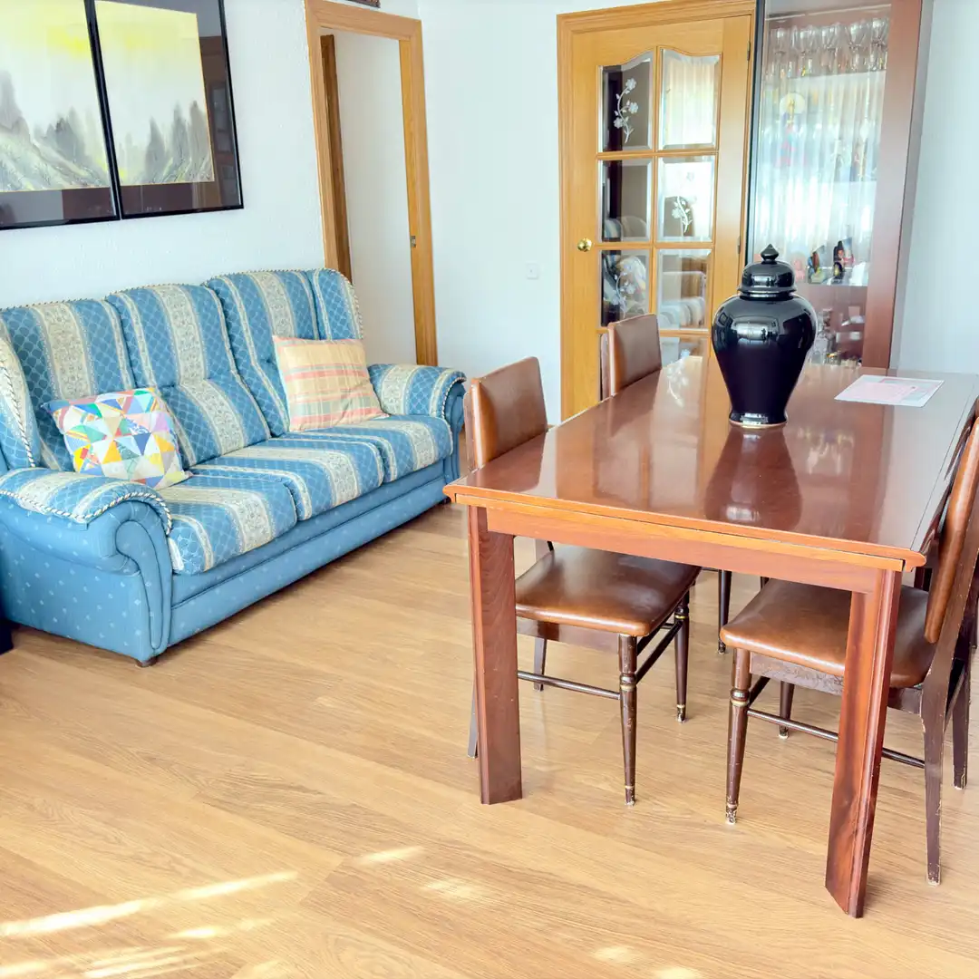 Living room of Flat for sale in Sant Boi de Llobregat  with Air Conditioner, Heating and Furnished