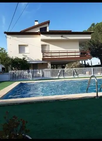 Country homes for sale in Pozo Higuera