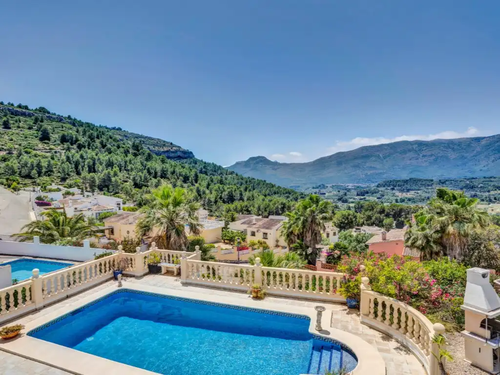 Vista exterior de Casa o xalet en venda en Murla amb Aire condicionat, Calefacció i Jardí privat