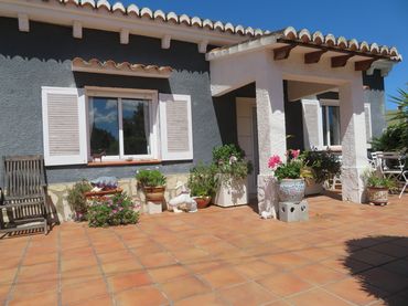Detached house with balcony for sale in El Verger