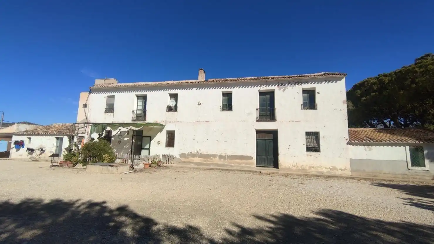 Vista exterior de Finca rústica en venda en Villajoyosa / La Vila Joiosa amb Terrassa i Balcó