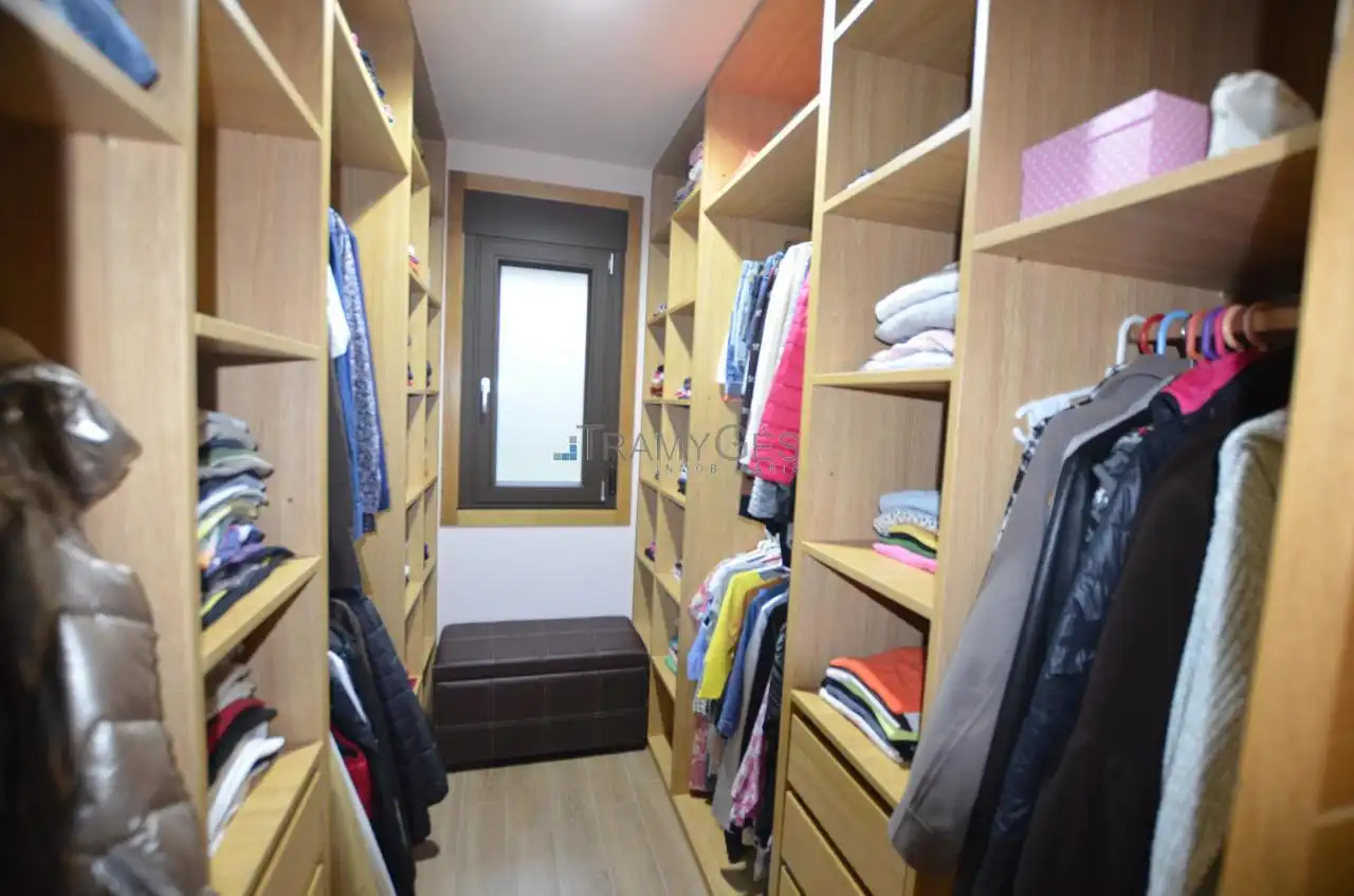 Habitación de Casa o chalet en venta en Tui con Calefacción, Jardín privado y Terraza
