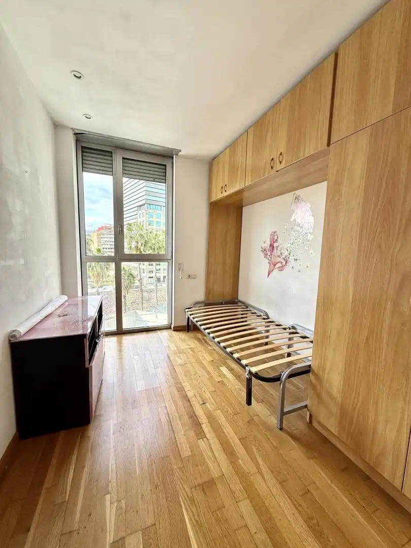 Schlafzimmer von Wohnung zum Verkauf in Barcelona mit Heizung und Parkett
