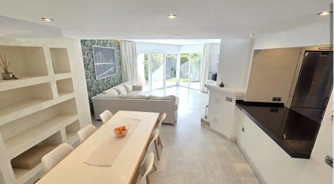Casa a schiera con piscina in vendita a Milla de Oro, imagen 6
