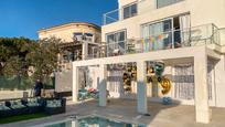 Swimming pool of Building for sale in El Masnou