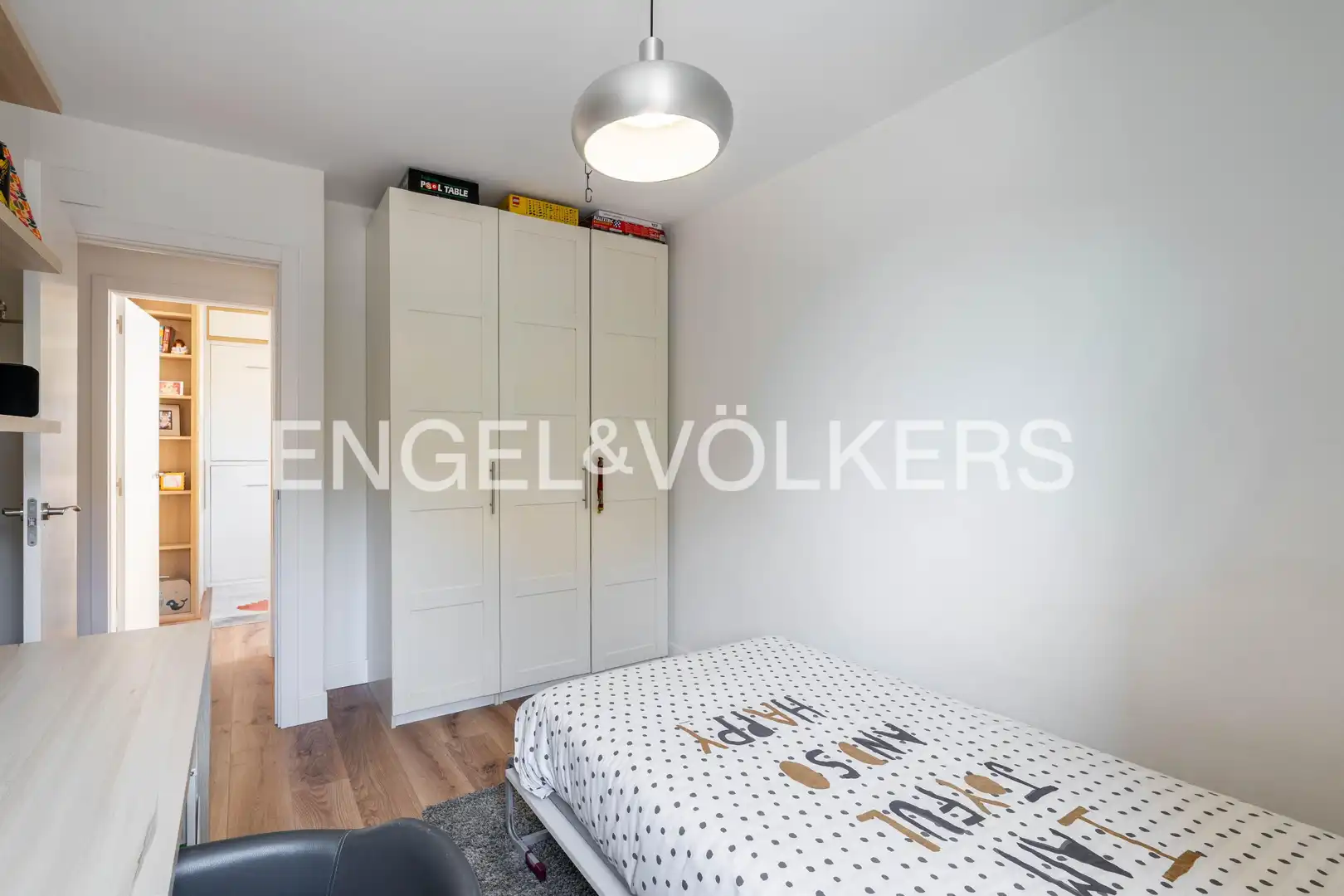 Habitación de Piso en venta en Donostia - San Sebastián  con Calefacción y Trastero