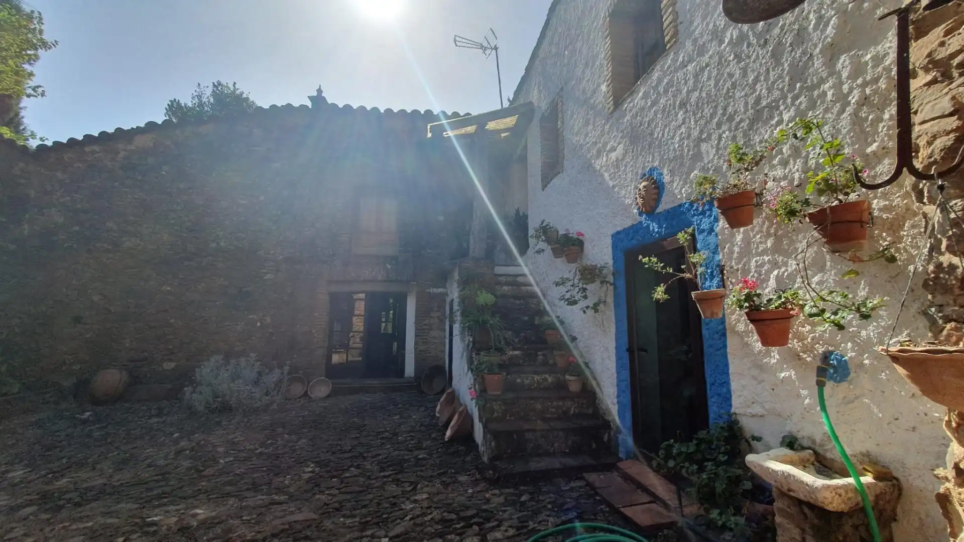 Vista exterior de Finca rústica en venta en Galaroza con Calefacción, Terraza y Trastero