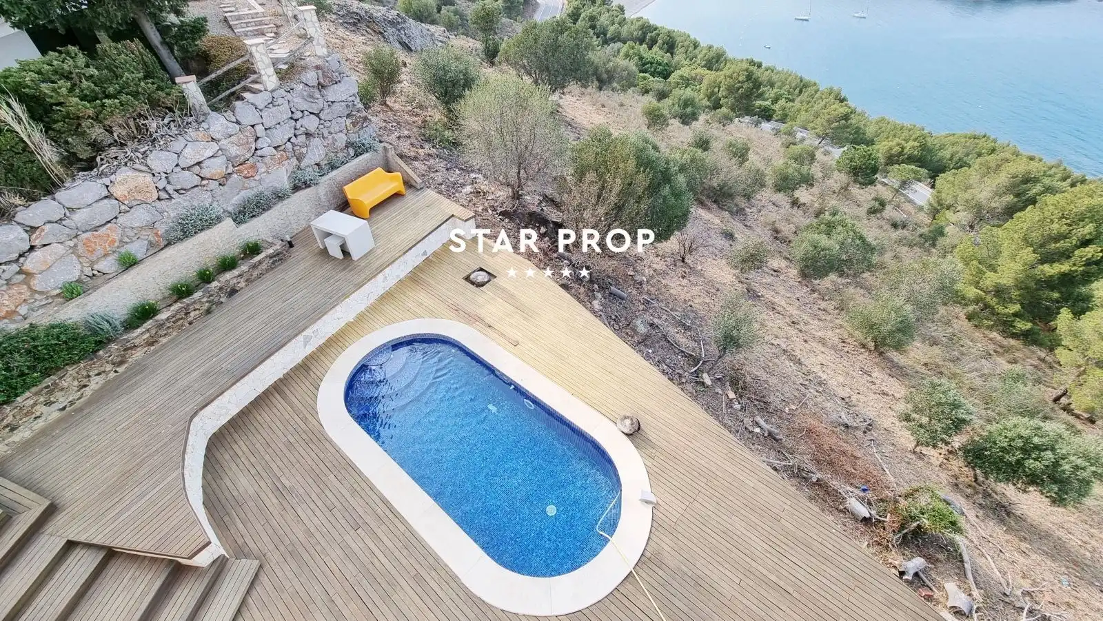 Piscina de Casa o xalet en venda en Llançà amb Aire condicionat, Calefacció i Parquet