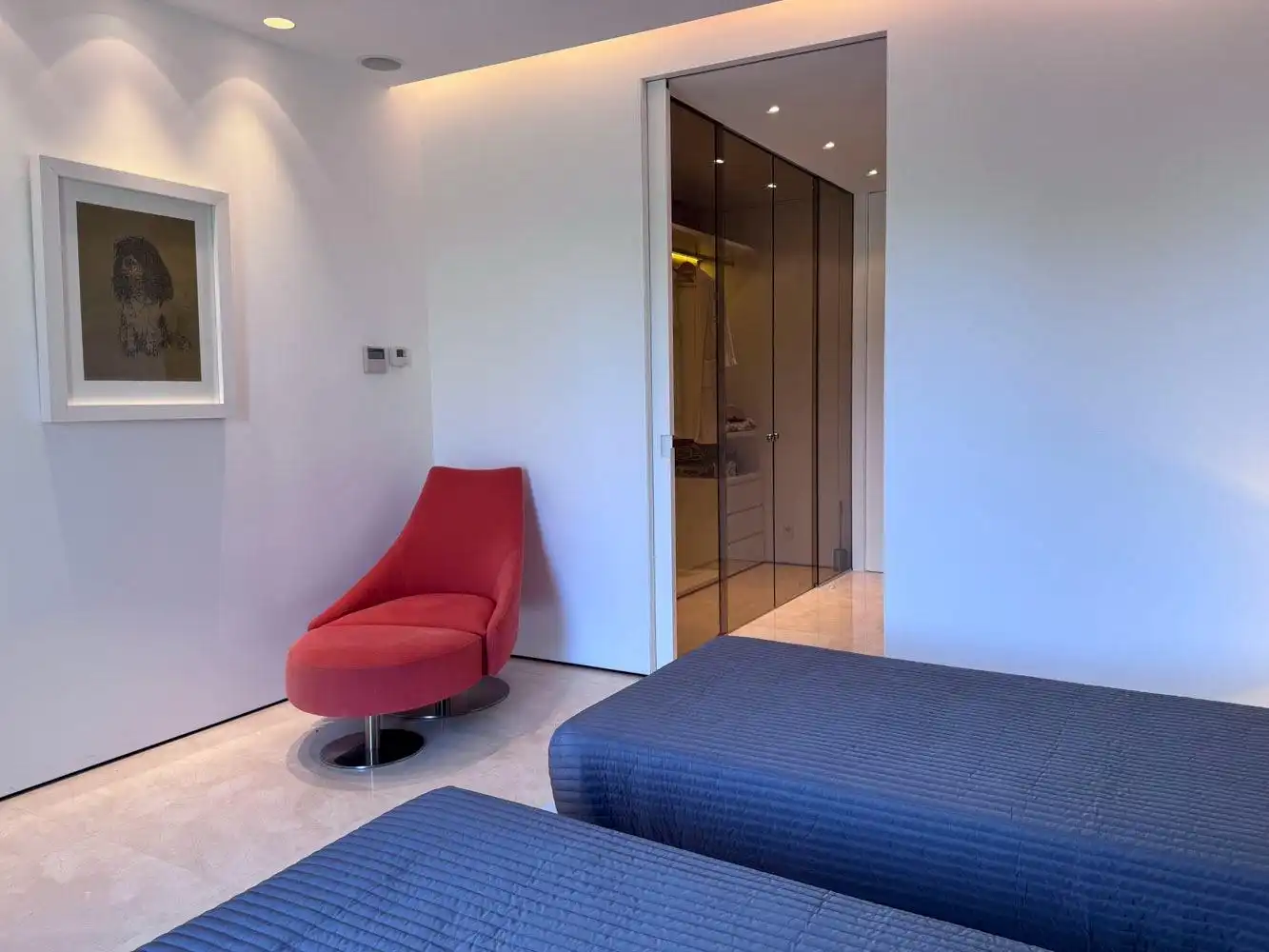 Living room of Houses for sale in Madrid  with Air Conditioner, Heating and Private garden