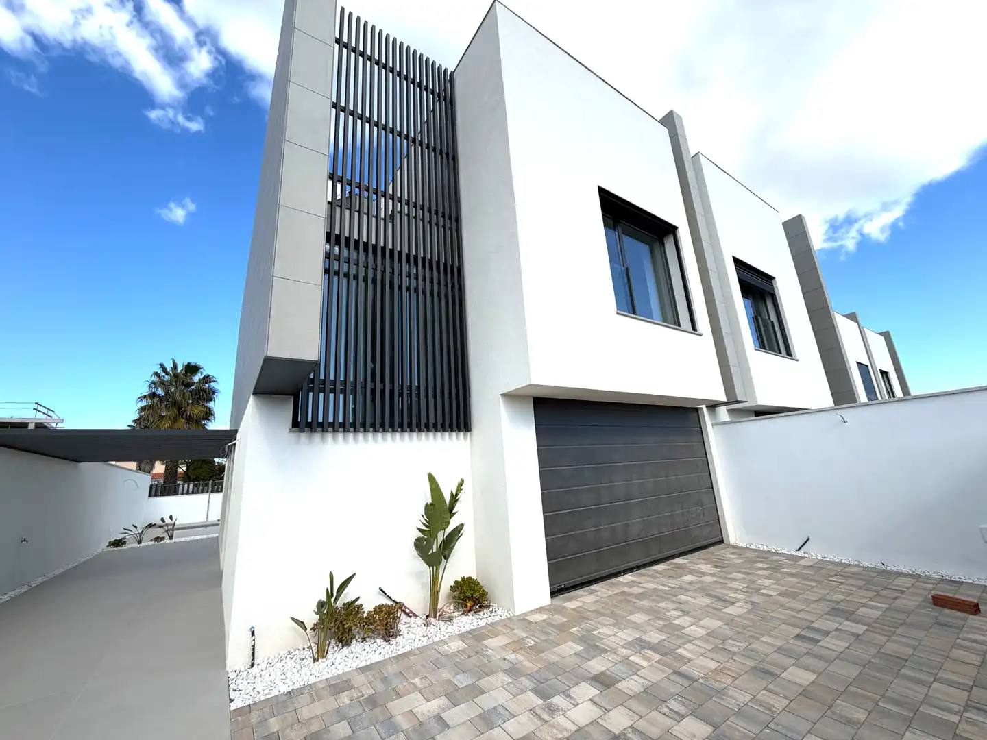 Vista exterior de Casa adosada en venta en Cambrils con Aire acondicionado, Calefacción y Jardín privado