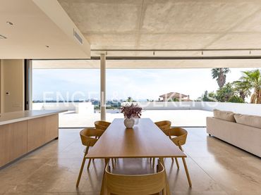 Casa amb balcó de lloguer a Can Girona - Terramar - Vinyet