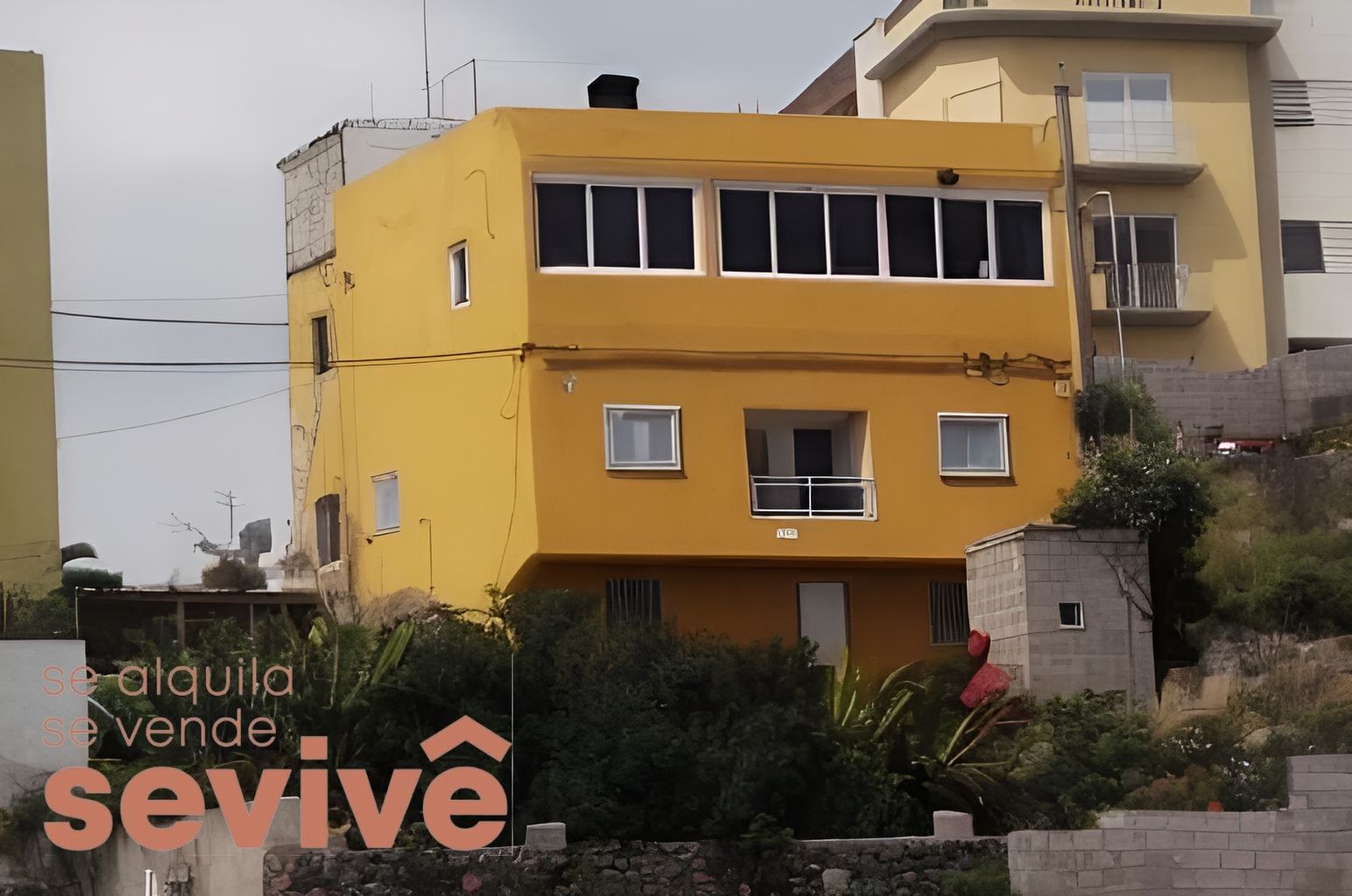 Exterior view of Single-family semi-detached for sale in  Santa Cruz de Tenerife Capital  with Furnished