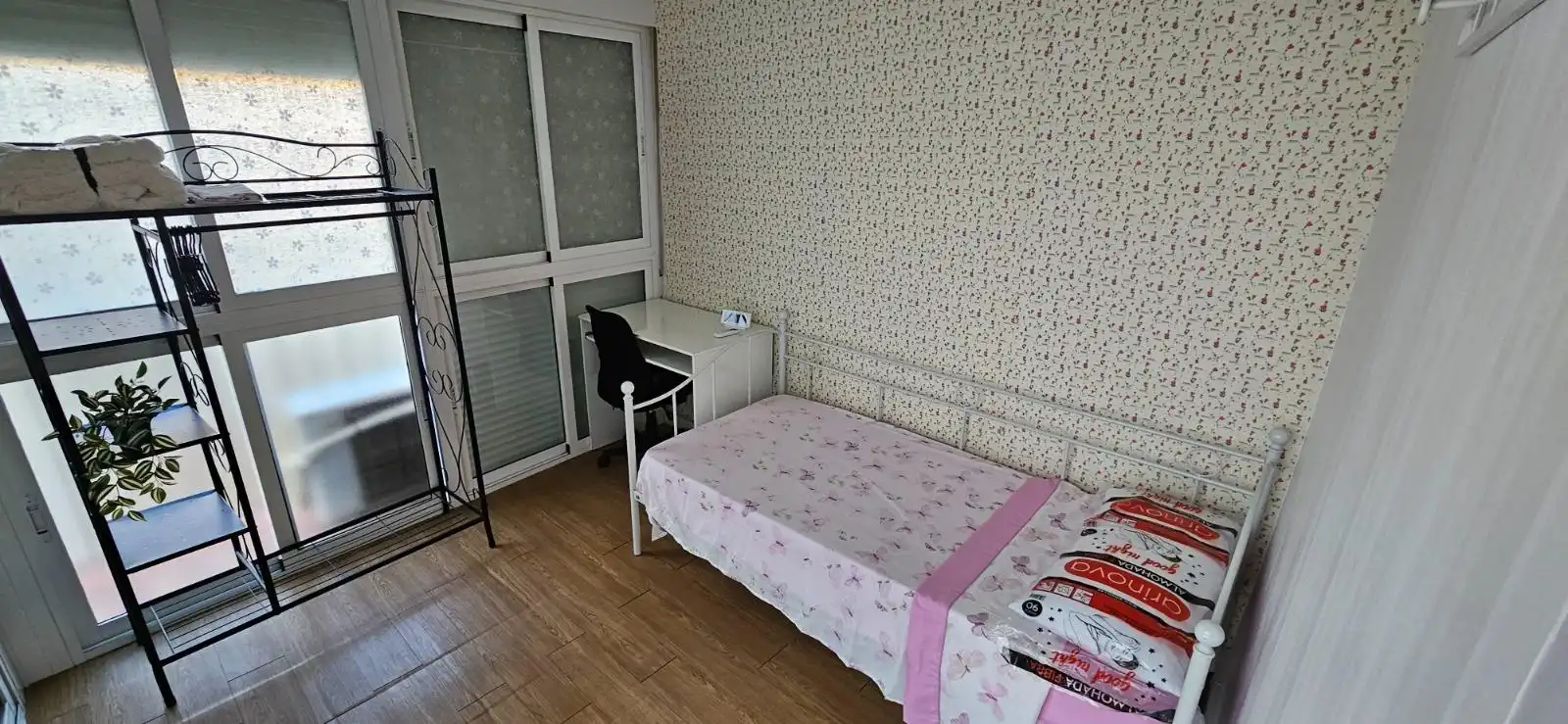 Bedroom of Detached homes for rent in Granada