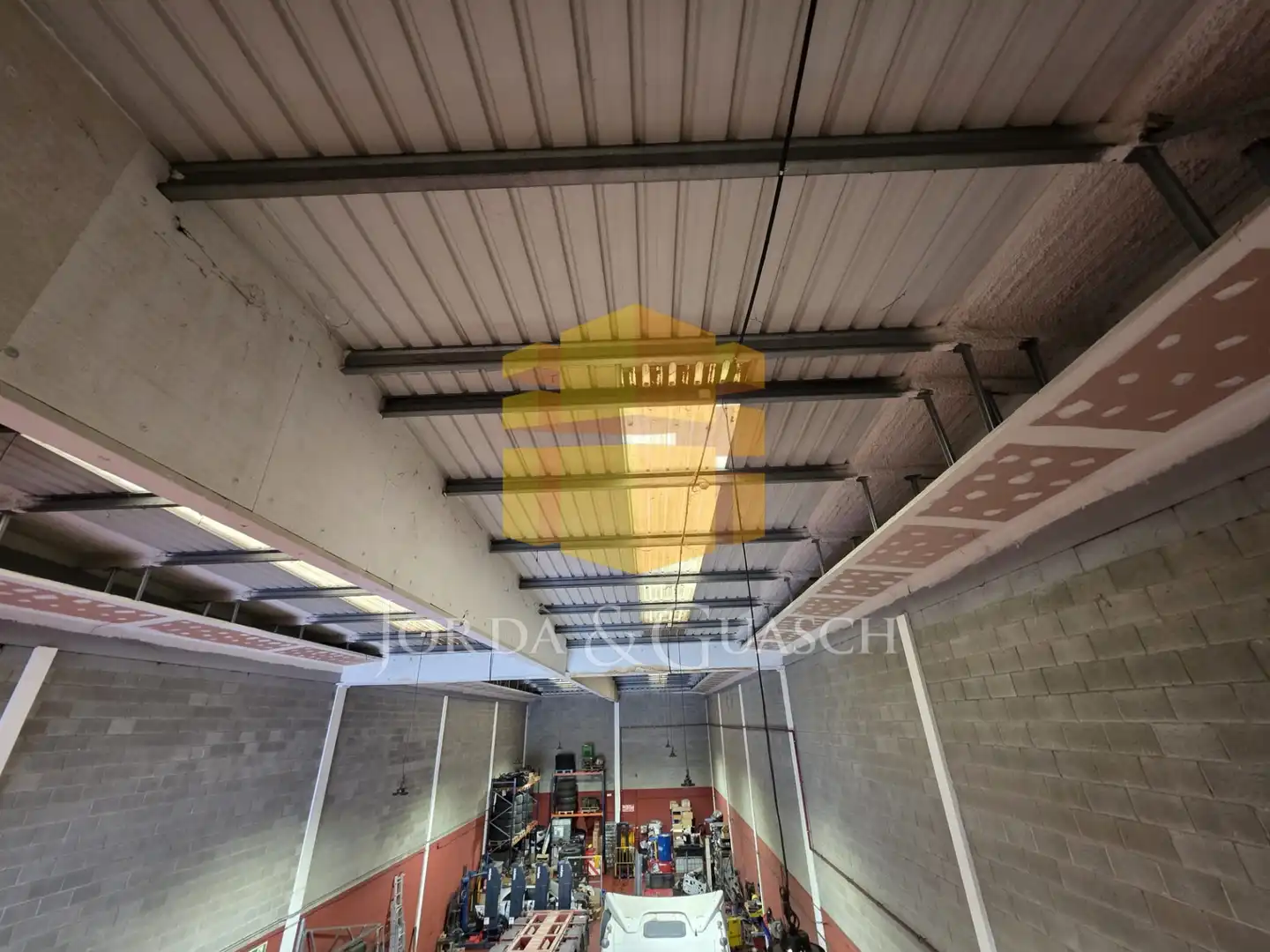 Nave industrial de alquiler en Casablanca