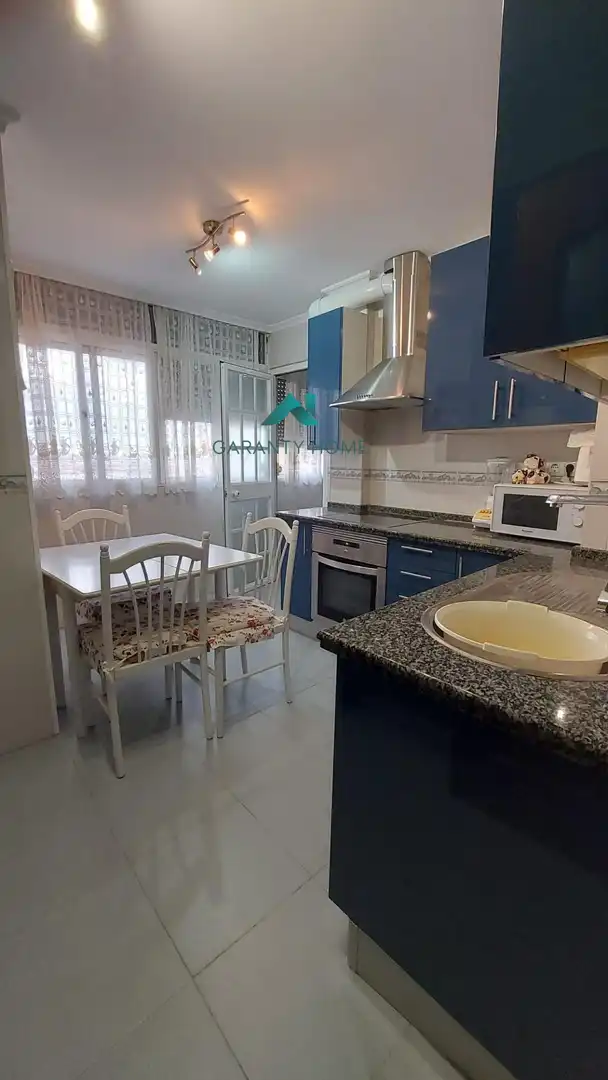 Piso de alquiler en Villegas