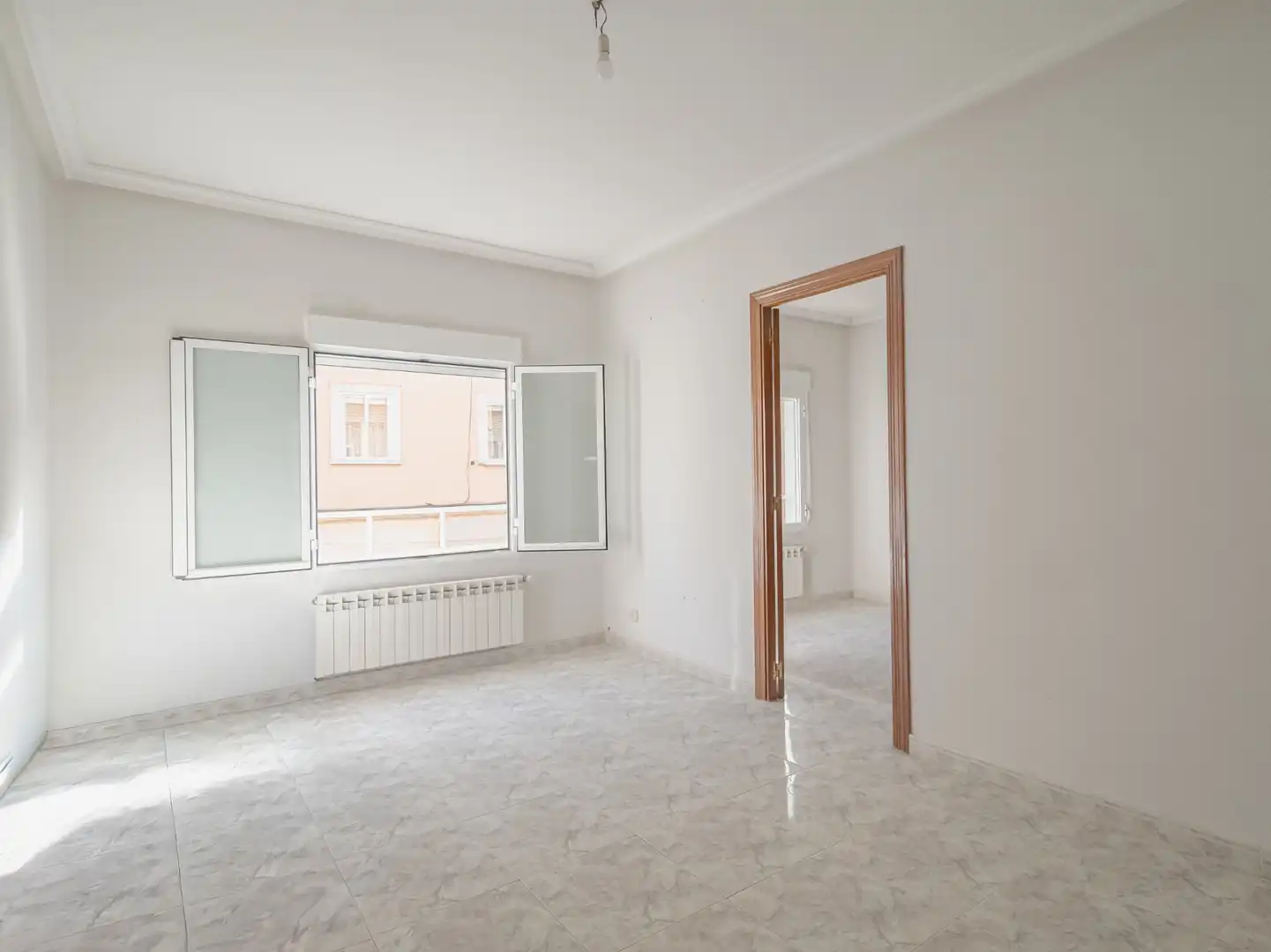 Flat for sale in Madrid  with Heating