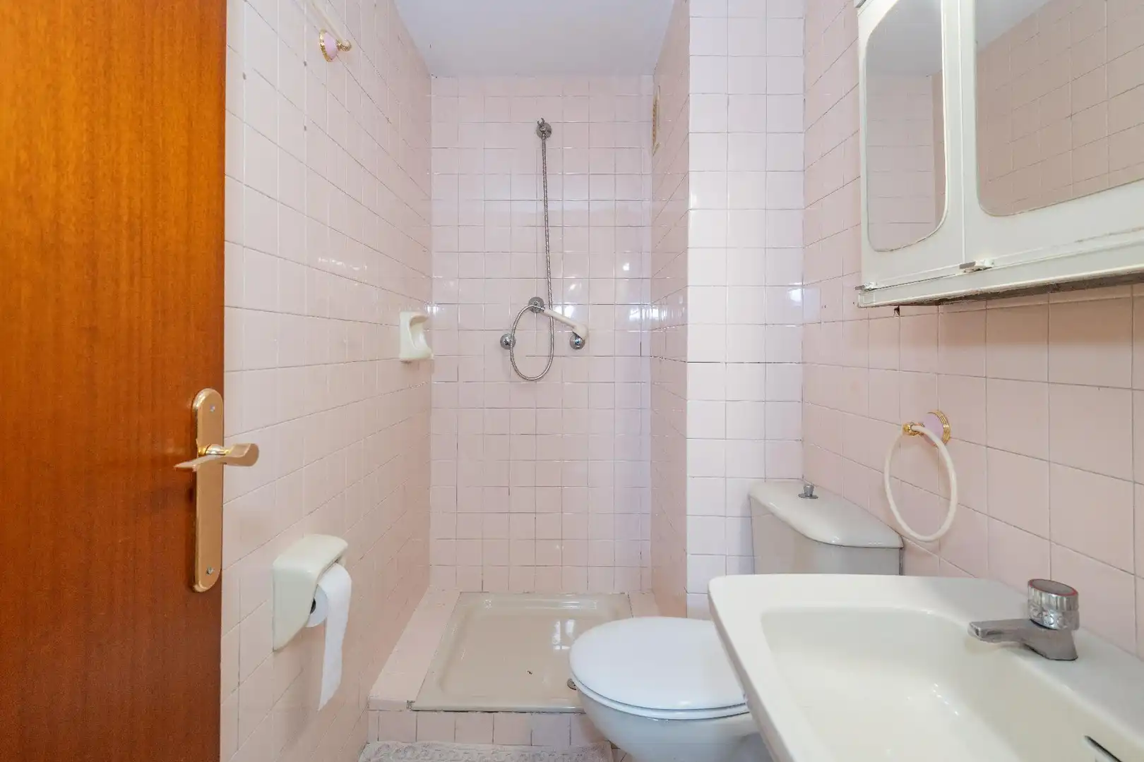 Baño de Piso en venta en Girona con Aire acondicionado, Calefacción y Balcón