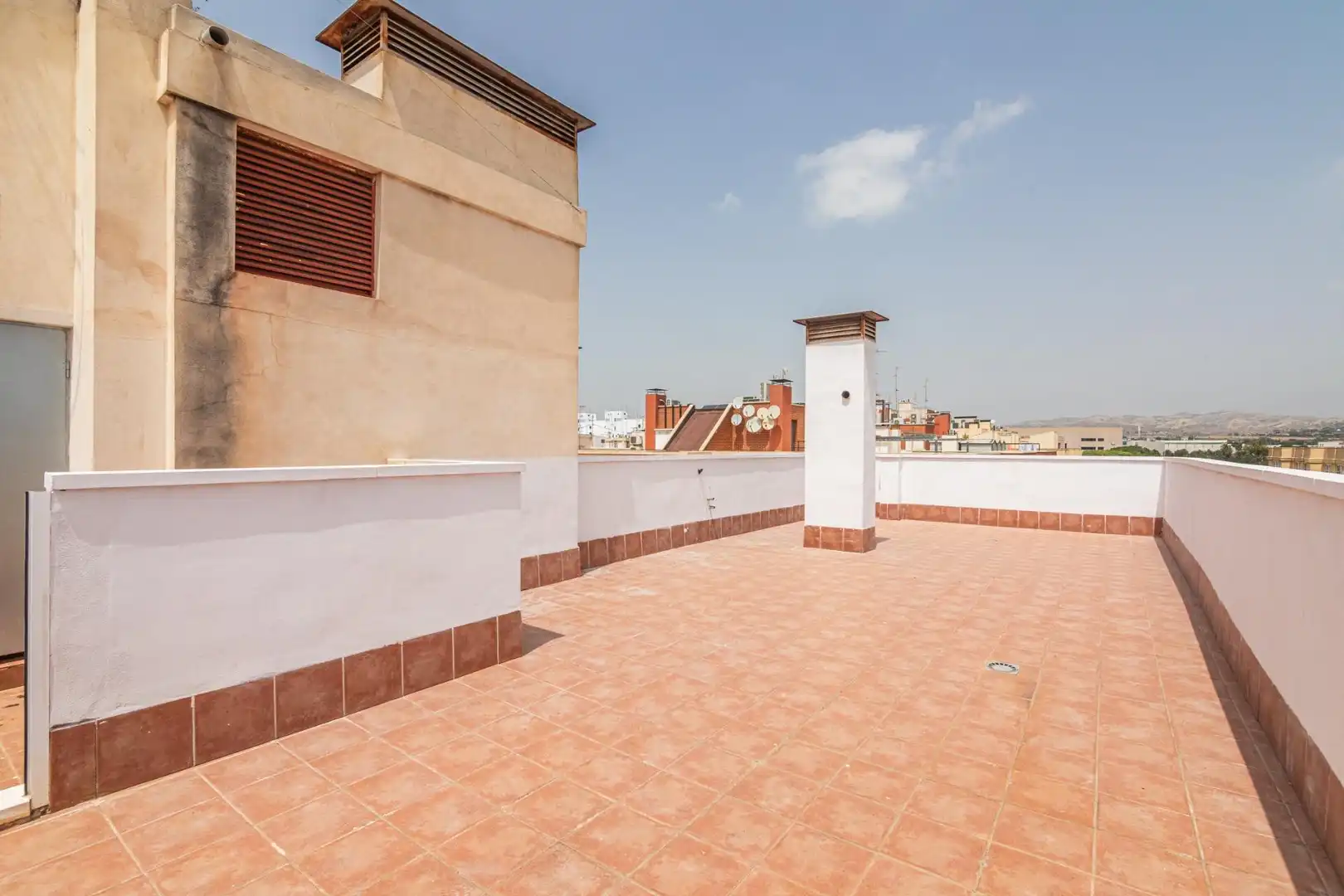 Terrassa de Pis en venda en Elche / Elx amb Aire condicionat, Terrassa i Moblat