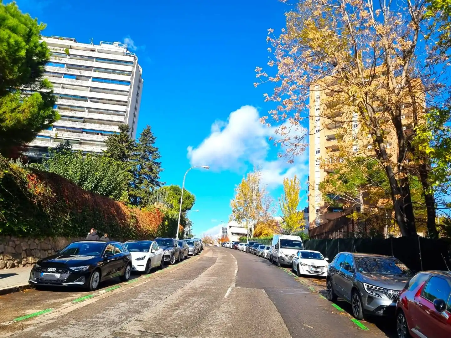 Exterior view of Garage for sale in Madrid