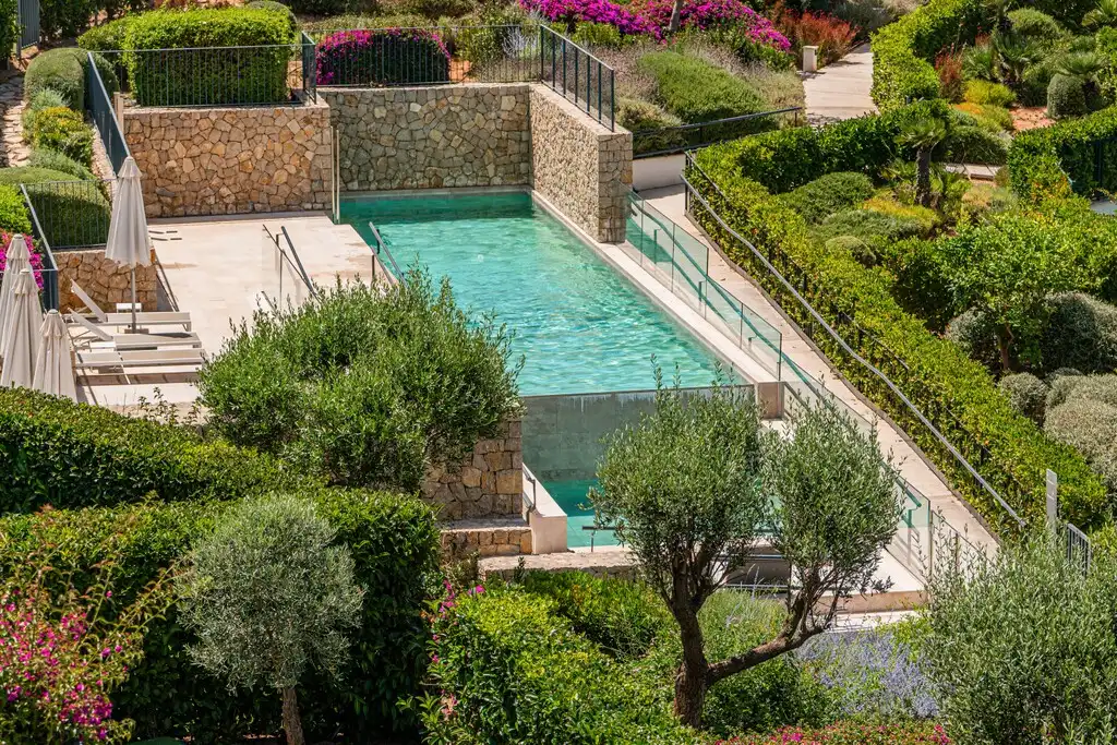 Swimming pool of Detached homes for sale in Calvià  with Air Conditioner, Private garden and Terrace